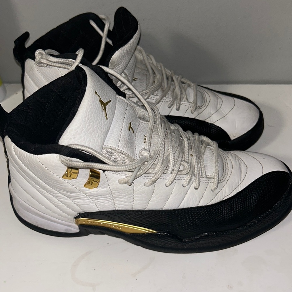 Jordan 12 retro royalty taxi